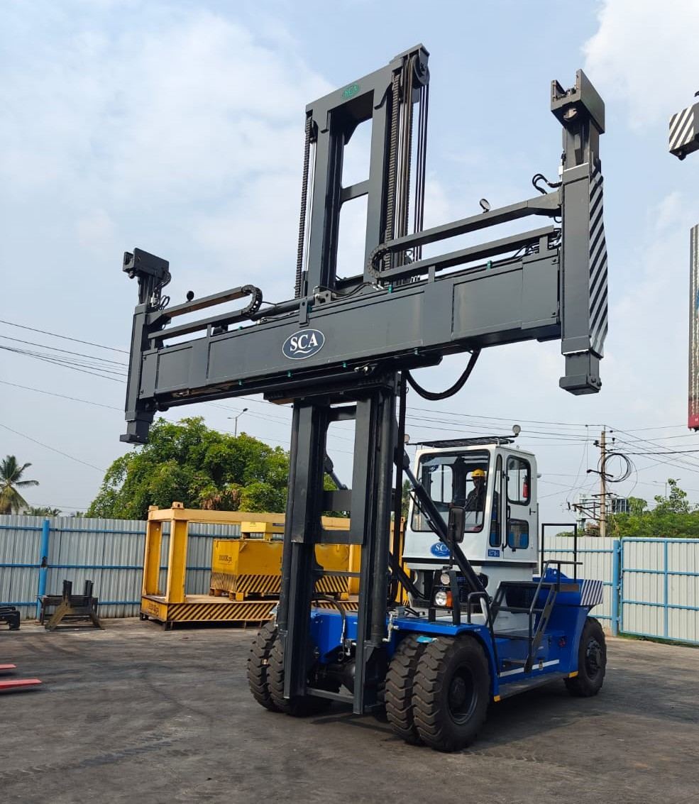 Empty Container Handler ECT-08-3H | SCA Heavy Equipment